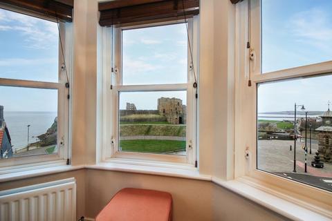 2 bedroom flat for sale, East Street, Tynemouth, North Shields