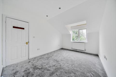 2 bedroom apartment for sale, Uppingham Avenue, Stanmore, Greater London