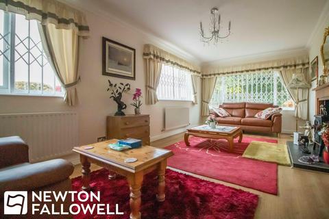 2 bedroom bungalow for sale, Little Walk, East Stockwith DN21