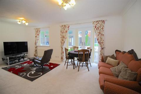6 Birchtrees Croft, Birmingham, B26 1EF