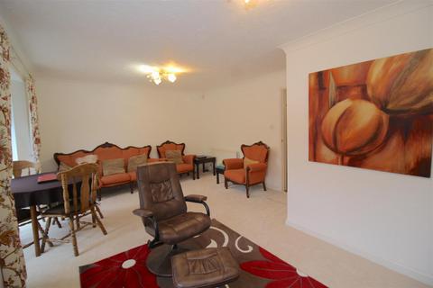 6 Birchtrees Croft, Birmingham, B26 1EF
