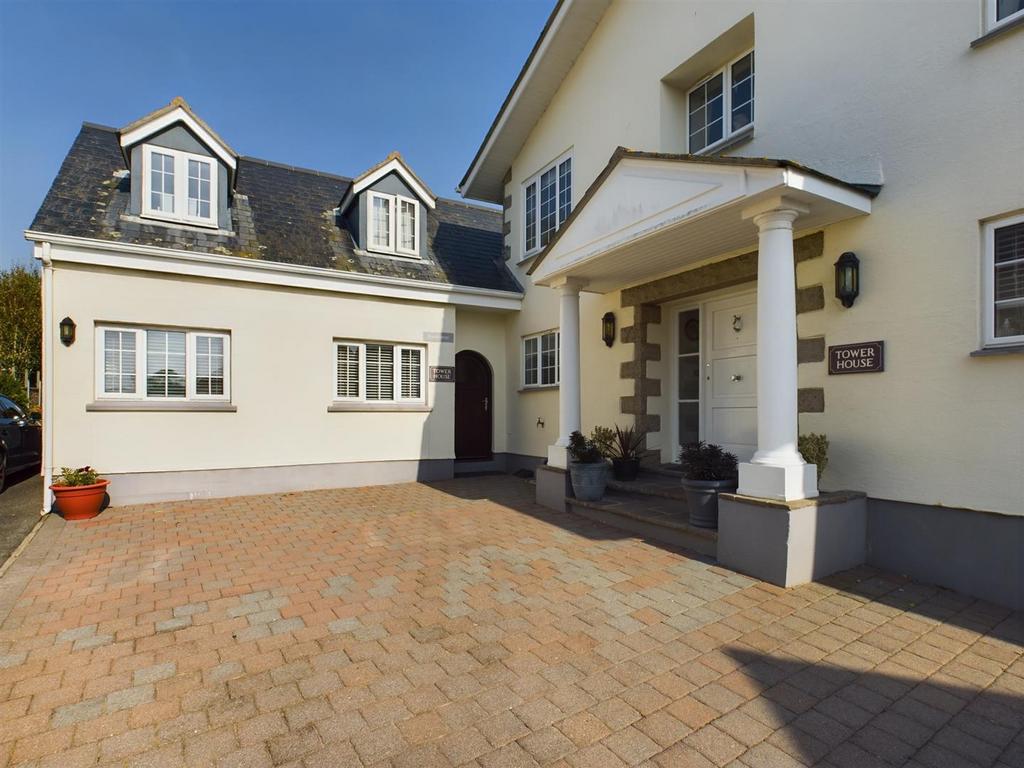 CAM04099 G0-PR0017-STILL005.jpg