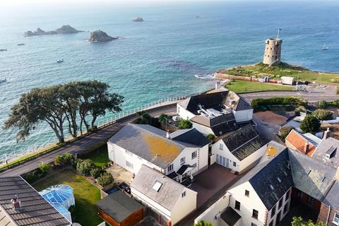 undefined, A Coastal Home With Substantial Airbnb Income