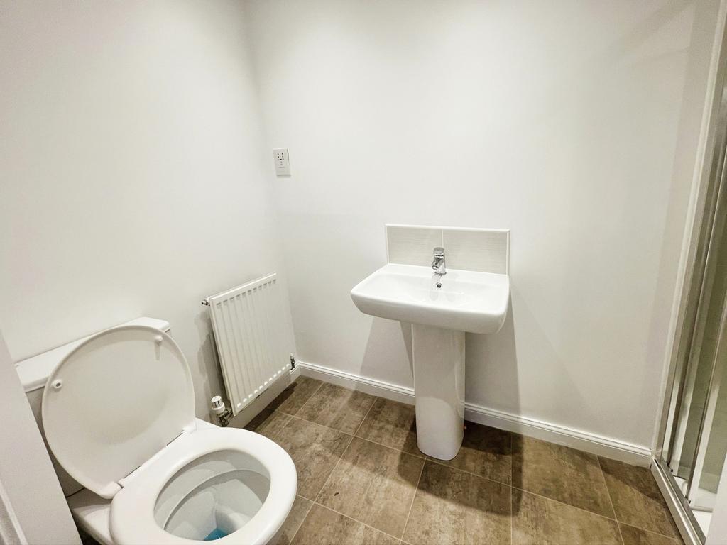 Bedroom 2 Ensuite