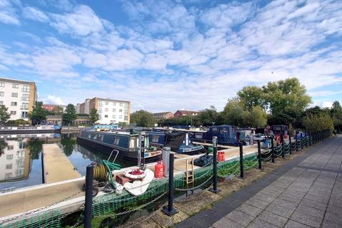 1 bedroom apartment for sale, Middlewich House, Taywood Road, Northolt, UB5