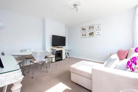 2 bedroom apartment for sale, Studholme Court, Hampstead