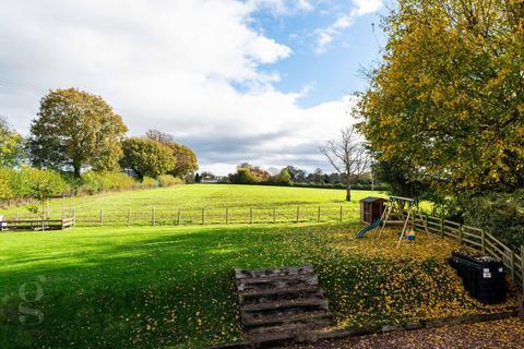 3 bedroom barn conversion for sale, Preston On Wye, Herefordshire