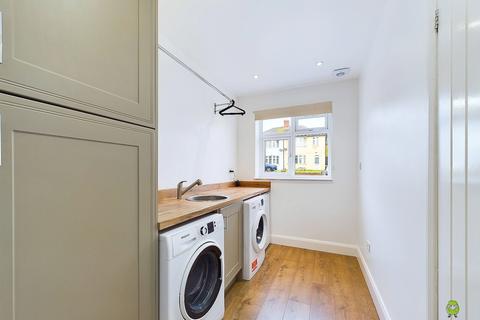 45 Parsonage Manorway, Belvedere, DA17 6LN