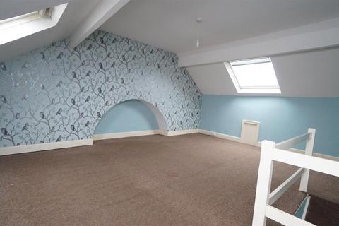 7 Park Cliffe Road, Bradford, BD2 4NS