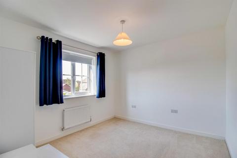 14 Timperley Close, Wakefield, WF1 2FT