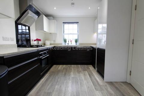 2 bedroom duplex to rent, Oxford Road, Reading