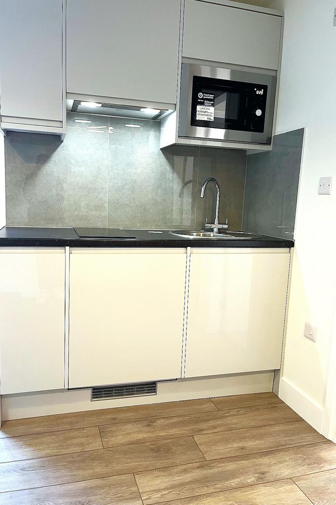 Apartment in London - View 4