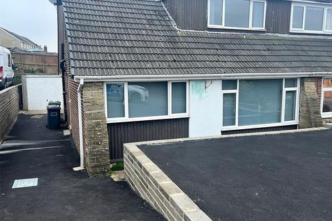 3 bedroom bungalow to rent, Fairfield Road, Heckmondwike, West Yorkshire, WF16