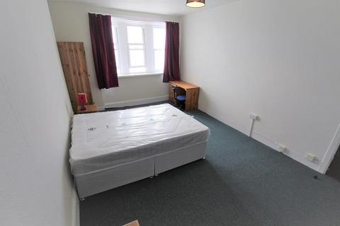 4 bedroom flat to rent, Victoria Terrace, Aberystwyth