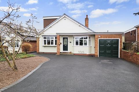 4 bedroom detached bungalow for sale, Hazelwood Close, Kidderminster, Worcestershire