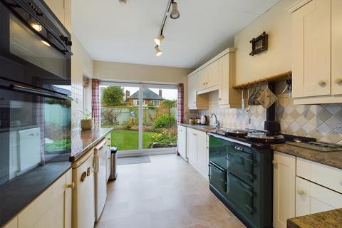 4 bedroom detached bungalow for sale, Hazelwood Close, Kidderminster, Worcestershire