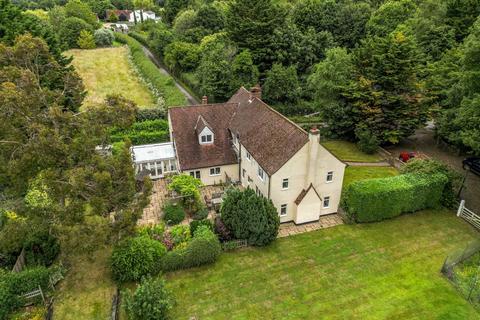 4 bedroom detached house for sale, Bucks Hill, Kings Langley, Hertfordshire, WD4