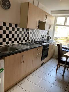 2 bedroom house to rent, Russell Street, City Centre, Swansea