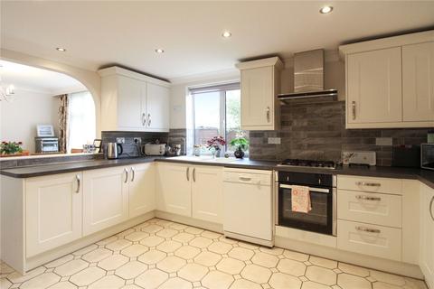 4 bedroom semi-detached house for sale, Dores Road, Swindon SN2