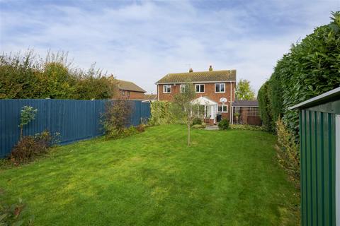 3 bedroom semi-detached house for sale, Clover Rise, Whitstable