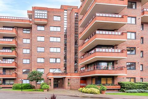 3 bedroom flat to rent, Stuart House, Windsor Way, Brook Green, W14