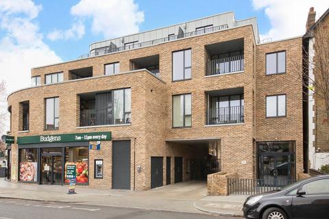 3 bedroom apartment for sale, Gipsy Road, West Norwood, SE27