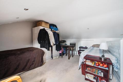 undefined, Henley-On-Thames,  Berkshire,  RG9