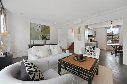 2 bedroom maisonette for sale, Aynhoe Road, London W14