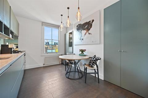 2 bedroom maisonette for sale, Aynhoe Road, London W14