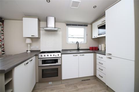 2 bedroom park home for sale, Shorefield Park, Near Milford On Sea, Hampshire, SO41