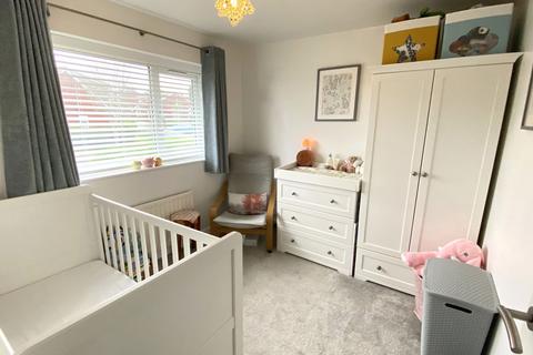 5 Camberwell Way, Royton, Oldham, OL2 5TL