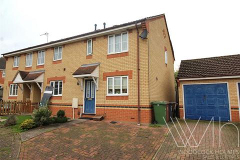 3 bedroom end of terrace house for sale, Redwing Close, Stanground, Peterborough