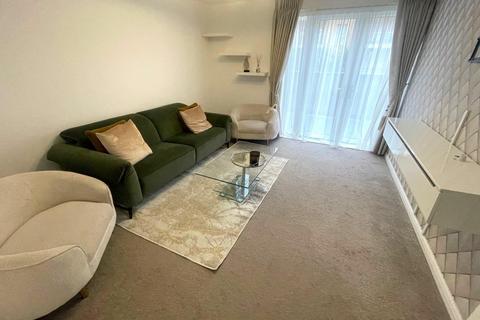 3 bedroom duplex to rent, Coxwell Boulevard, Colindale, NW9