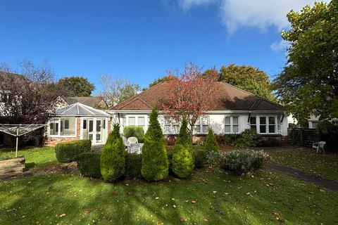 6 bedroom detached house for sale, Exeter Road, Okehampton