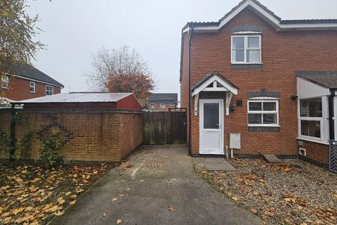 2 bedroom semi-detached house to rent, Wellington Avenue