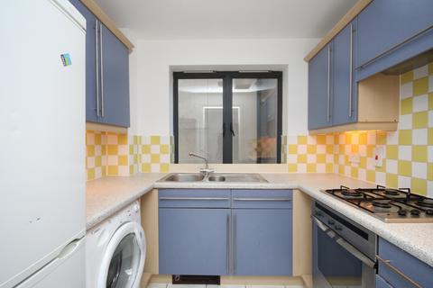 1 bedroom flat to rent, Sherard Court, Manor Gardens, Islington, N7