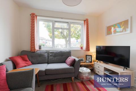 2 bedroom terraced house for sale, Browning Avenue, Worcester Park