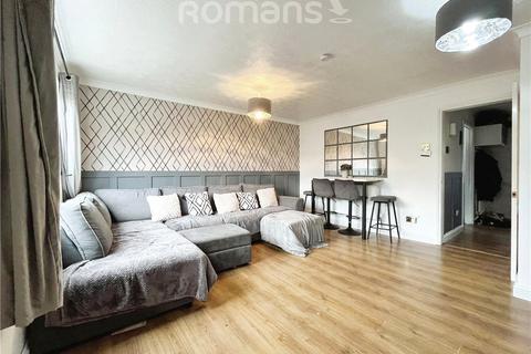 3 bedroom terraced house for sale, Church Road, Owlsmoor, Sandhurst