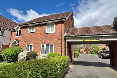 Flat 1, Trienna Court Wendover Gardens, Brentwood, CM13 2HD