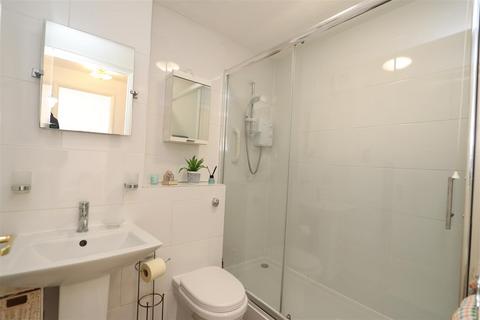Flat 1, Trienna Court Wendover Gardens, Brentwood, CM13 2HD
