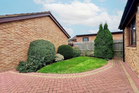 22 Grangewood, Northampton, NN4 0QN