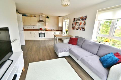 2 bedroom apartment for sale, Kenyon Way, Langley, Berkshire, SL3