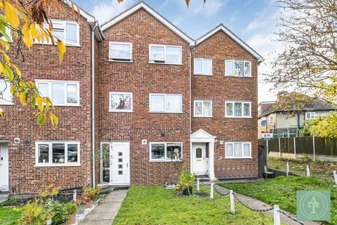 4 bedroom townhouse for sale, Linden Way, Souhtgate, N14