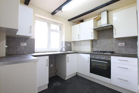 3 bedroom maisonette for sale, Bankside, Southall UB1