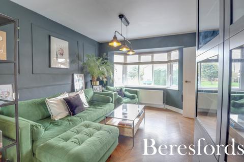 113 Hutton Drive, Hutton, Brentwood, CM13 1QN