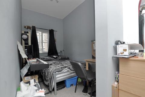 3 bedroom flat to rent, 00000084 Cumberland Street, St.Pauls