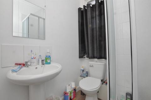 3 bedroom flat to rent, 00000084 Cumberland Street, St.Pauls