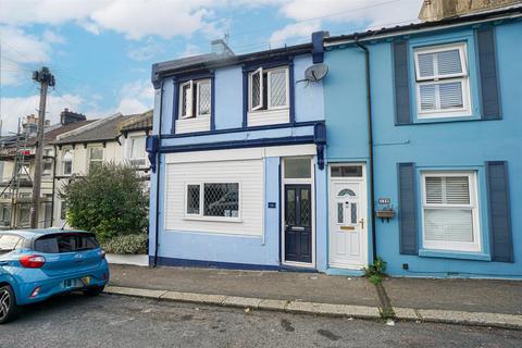 4 bedroom terraced house for sale, St. Georges Road, Hastings