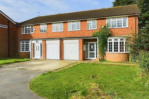 4 bedroom semi-detached house for sale, The Courtyard, Theale, Reading, Berkshire, RG7