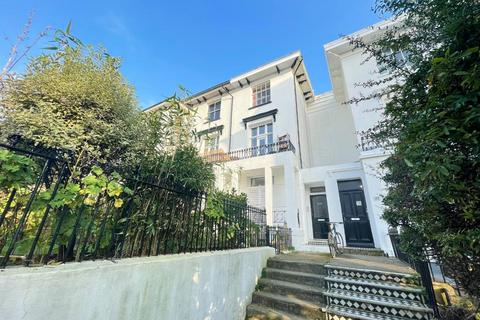 2 bedroom apartment to rent, Norfolk Square, Brighton BN1